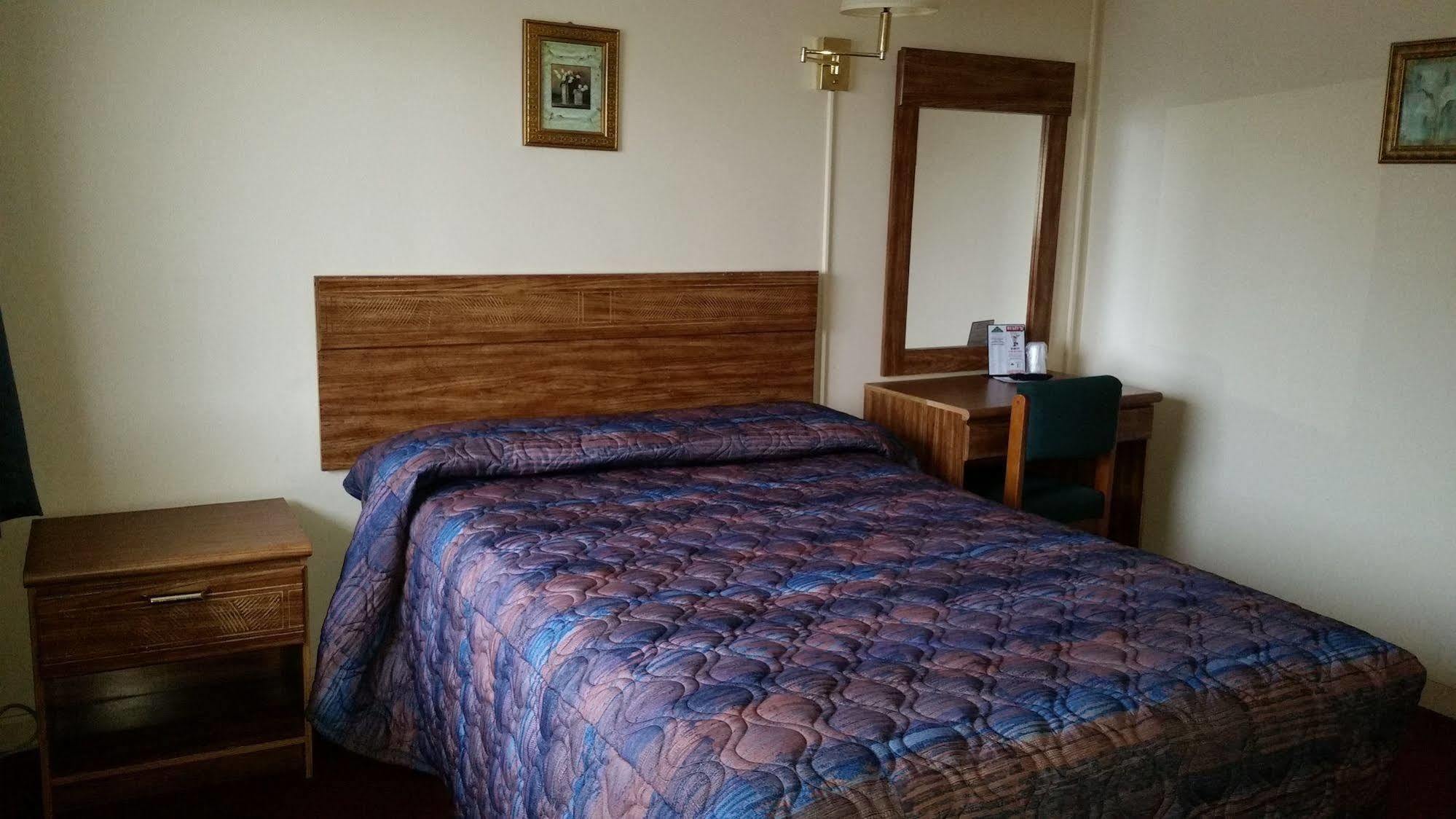 Swiss Cottage Inn Niagara Falls Eksteriør billede